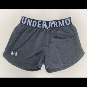 NEW grey under armour athletic shorts